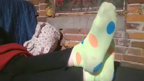 Snapshot of kitty_vonkush_ chatting on October 28, 2:06 am GoddessKittyFinDom online show from October 28, 2:06 am