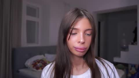 Alice online show from November 30, 9:08 pm