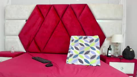 Luisa y Jairo online show from April 18, 4:42 pm