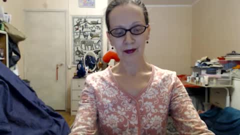 KiuminBerry online show from February 21, 5:53 pm