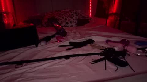 kkrazyy online show from April 9, 2:03 am