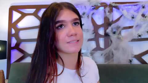 kloe_bella online show from October 26, 2:23 pm