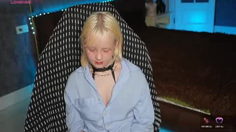 Kofi online show from April 22, 10:18 pm