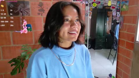 Snapshot of komatsu_ chatting on March 5, 8:12 pm  Komatsu Lilith online show from March 5, 8:12 pm