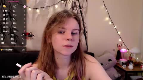 Snapshot of komorebbi chatting on January 26, 10:02 pm Marta online show from January 26, 10:02 pm