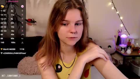 Snapshot of komorebbi chatting on January 29, 10:43 pm Marta online show from January 29, 10:43 pm