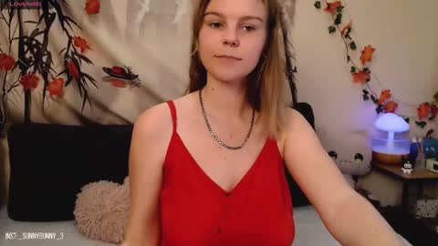 Snapshot of komorebbi chatting on December 2, 9:37 pm Marta online show from December 2, 9:37 pm