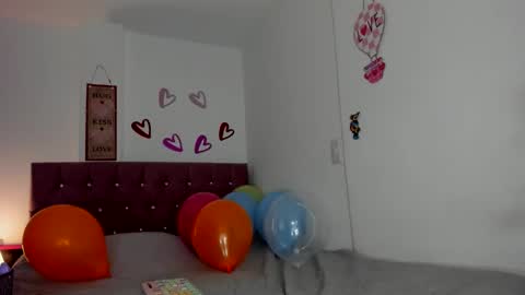 konie Diaz online show from March 6, 3:45 am