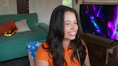 kozzy_ online show from May 19, 10:28 pm