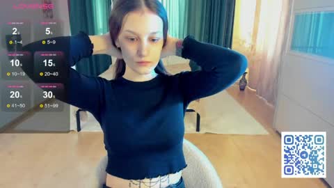 krisdoeill online show from April 1, 2:34 am