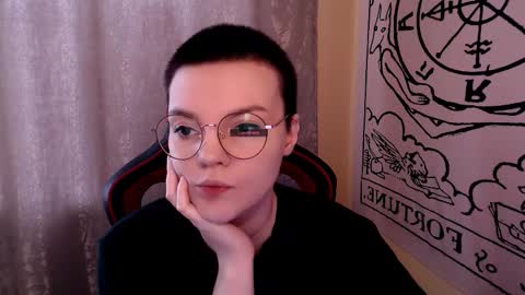 krisneal online show from February 24, 9:30 am