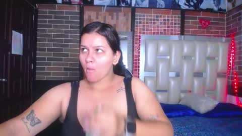 kriss_sweetboobs online show from February 26, 12:27 pm