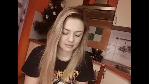 Snapshot of krisssexi chatting on January 8, 5:48 am KrissSexi online show from January 8, 5:48 am