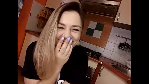 Snapshot of krisssexi chatting on January 19, 6:09 am KrissSexi online show from January 19, 6:09 am