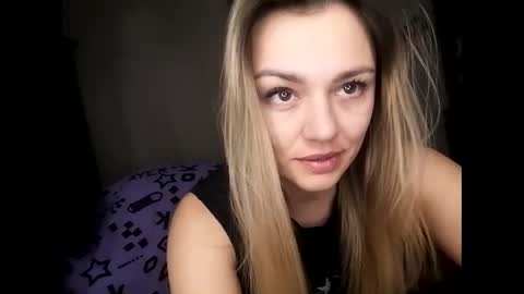 Snapshot of krisssexi chatting on January 9, 2:29 pm KrissSexi online show from January 9, 2:29 pm