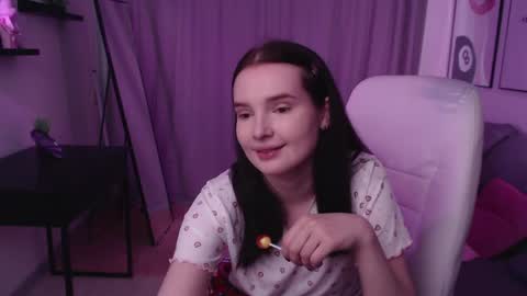 Sophia online show from April 19, 1:16 am