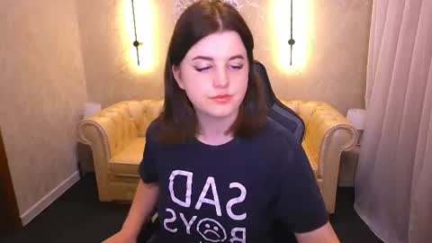 kristifoxy online show from July 24, 12:36 pm