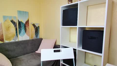 Christina online show from February 9, 1:14 pm