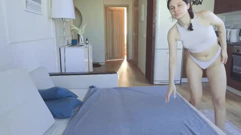 Kristi online show from November 17, 7:31 am