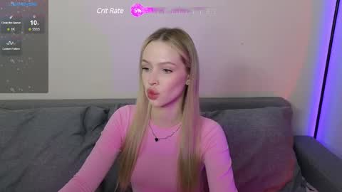 Snapshot of kristy_babe chatting on February 28, 6:41 pm Kristy online show from February 28, 6:41 pm