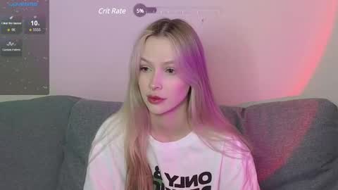 Snapshot of kristy_babe chatting on February 8, 7:16 pm Kristy online show from February 8, 7:16 pm