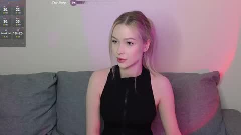 Snapshot of kristy_babe chatting on February 22, 8:05 pm Kristy online show from February 22, 8:05 pm