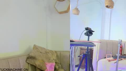 Cristina online show from October 26, 9:10 pm