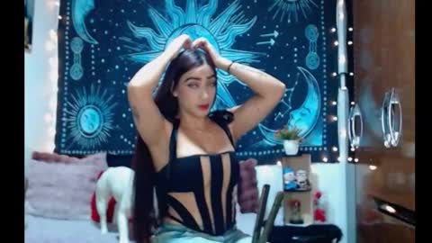 kylie online show from January 17, 9:44 pm