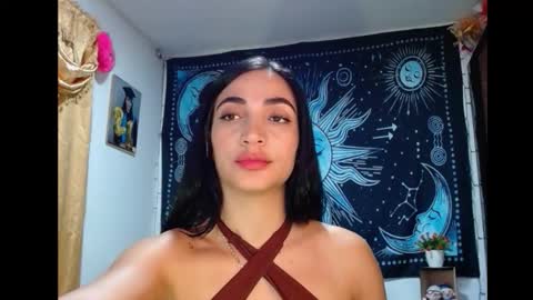 kylie online show from November 20, 12:33 am