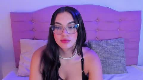kylie_ls online show from September 18, 3:38 am