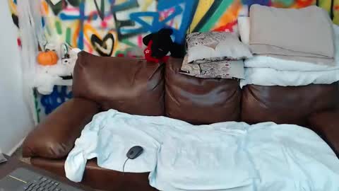 Melissa online show from November 1, 10:41 am