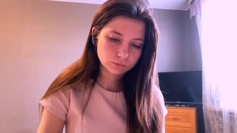 Kary online show from April 7, 2:08 pm