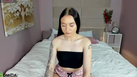 lilia online show from February 26, 9:08 am