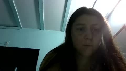 laceieizlaced online show from April 17, 4:47 am