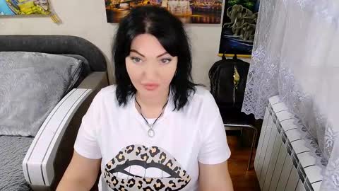 lady_boom_ online show from November 22, 5:04 pm