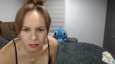 lady_cooper1 online show from April 19, 12:32 am