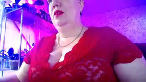 Lady Gloria online show from June 23, 5:05 am