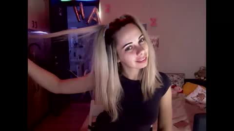 lady_smile69 online show from September 30, 6:46 pm