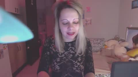 lady_smile69 online show from March 11, 4:19 am