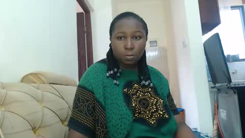 Maya online show from November 5, 8:19 am