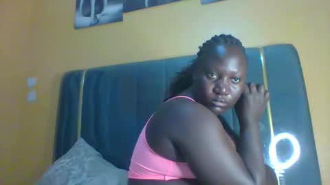 lindah32 online show from October 27, 6:57 pm