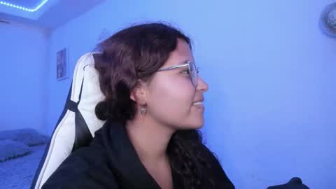  Lady  online show from October 1, 2:49 am