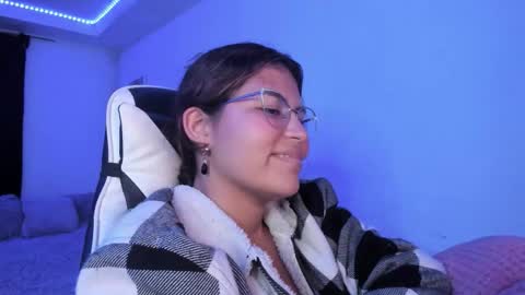  Lady  online show from February 16, 7:52 am