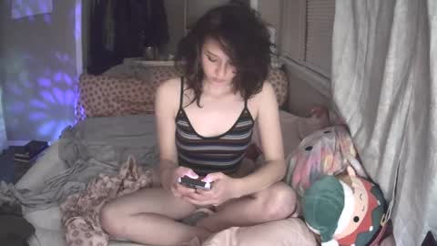 hugbug online show from December 21, 2:19 am