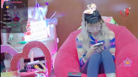 Skinnygirl online show from April 4, 11:14 pm