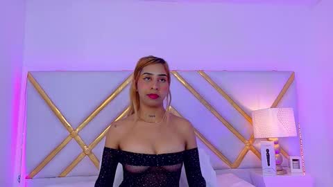 Snapshot of lailastilwills chatting on October 2, 10:26 pm Laila Stilwills online show from October 2, 10:26 pm