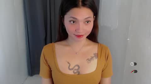 lala_lany online show from April 18, 8:50 am