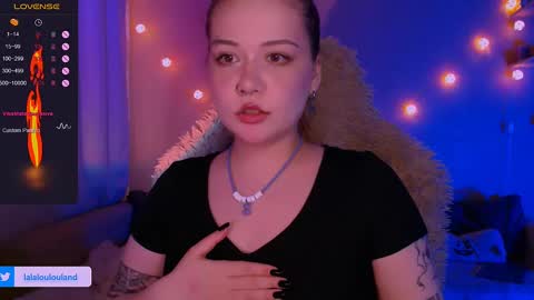 Snapshot of lala_loulou chatting on March 9, 4:49 am Nicky online show from March 9, 4:49 am