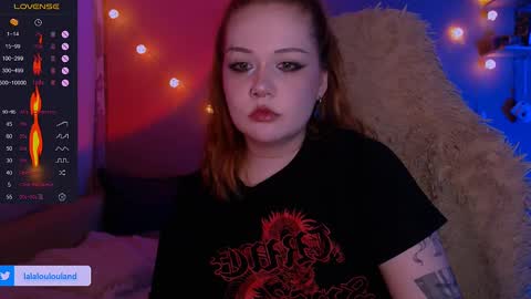 Snapshot of lala_loulou chatting on February 20, 8:47 pm Nicky online show from February 20, 8:47 pm