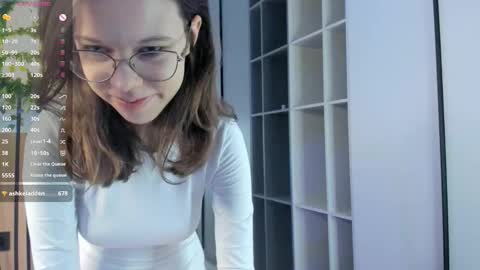 Julia online show from January 10, 8:35 pm